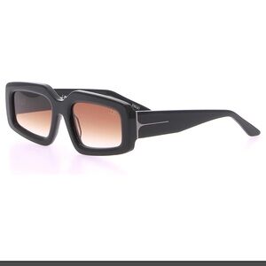 DEZI Bold Black Sunglasses